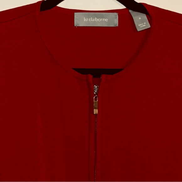 Liz Claiborne Women’s Cherry Red Top Sweater. With Zip Closure 
Medium. NWOT - Picture 4 of 11